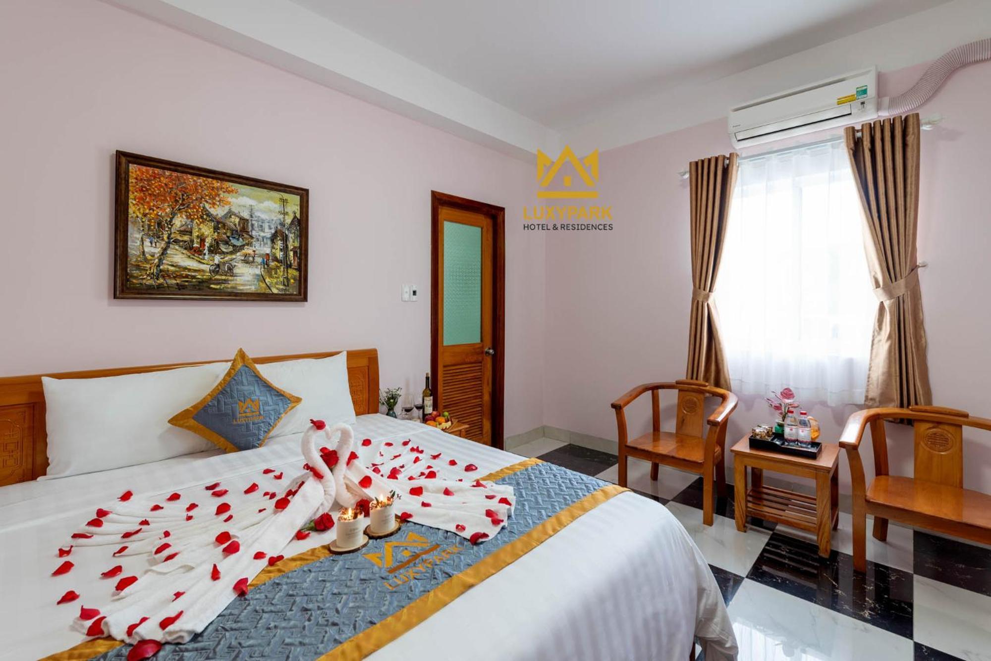 Luxy Park Hotel - Phu Quoc Centre Eksteriør bilde
